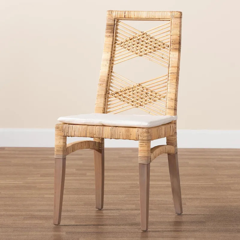 Moderner Boho-Esszimmerstuhl aus naturbraunem Rattan