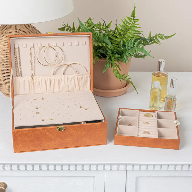 Schmuck-Organizer aus veganem Leder mit 2 Ebenen und Schnappverschluss